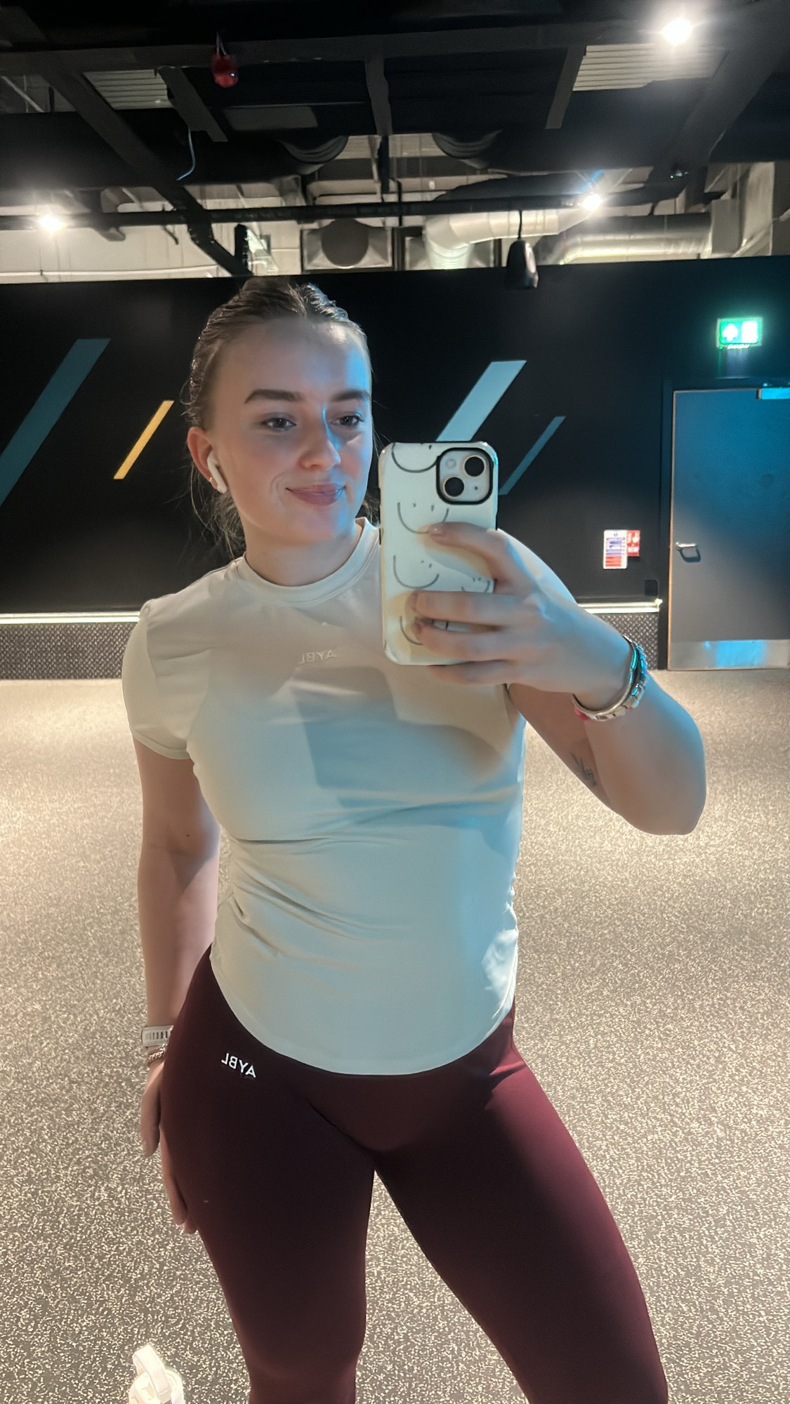 9B34AA53-3853-4513-A816-552E344FE26F 9B34AA53-3853-4513-A816-552E344FE26F